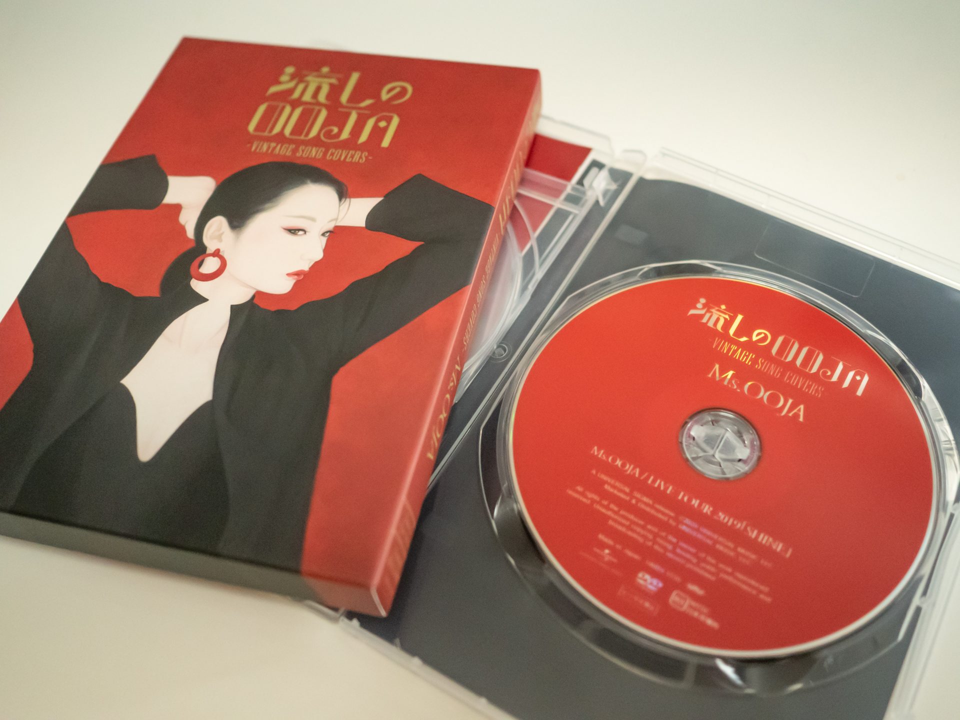 Ms.OOJA「流しのOOJA～vintage song covers～」ジャケットデザインの制作物画像