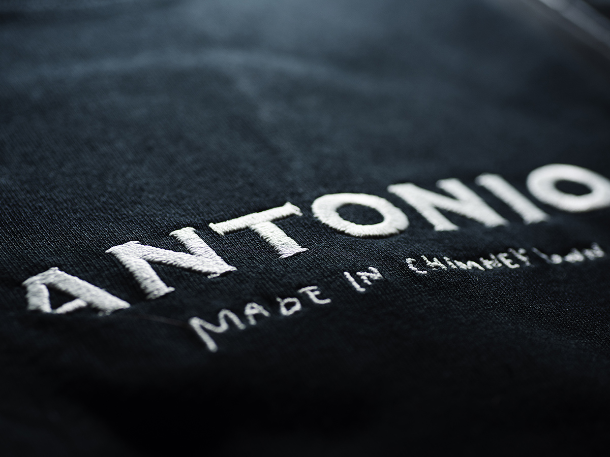 ANTONIO Tシャツデザインの制作物画像